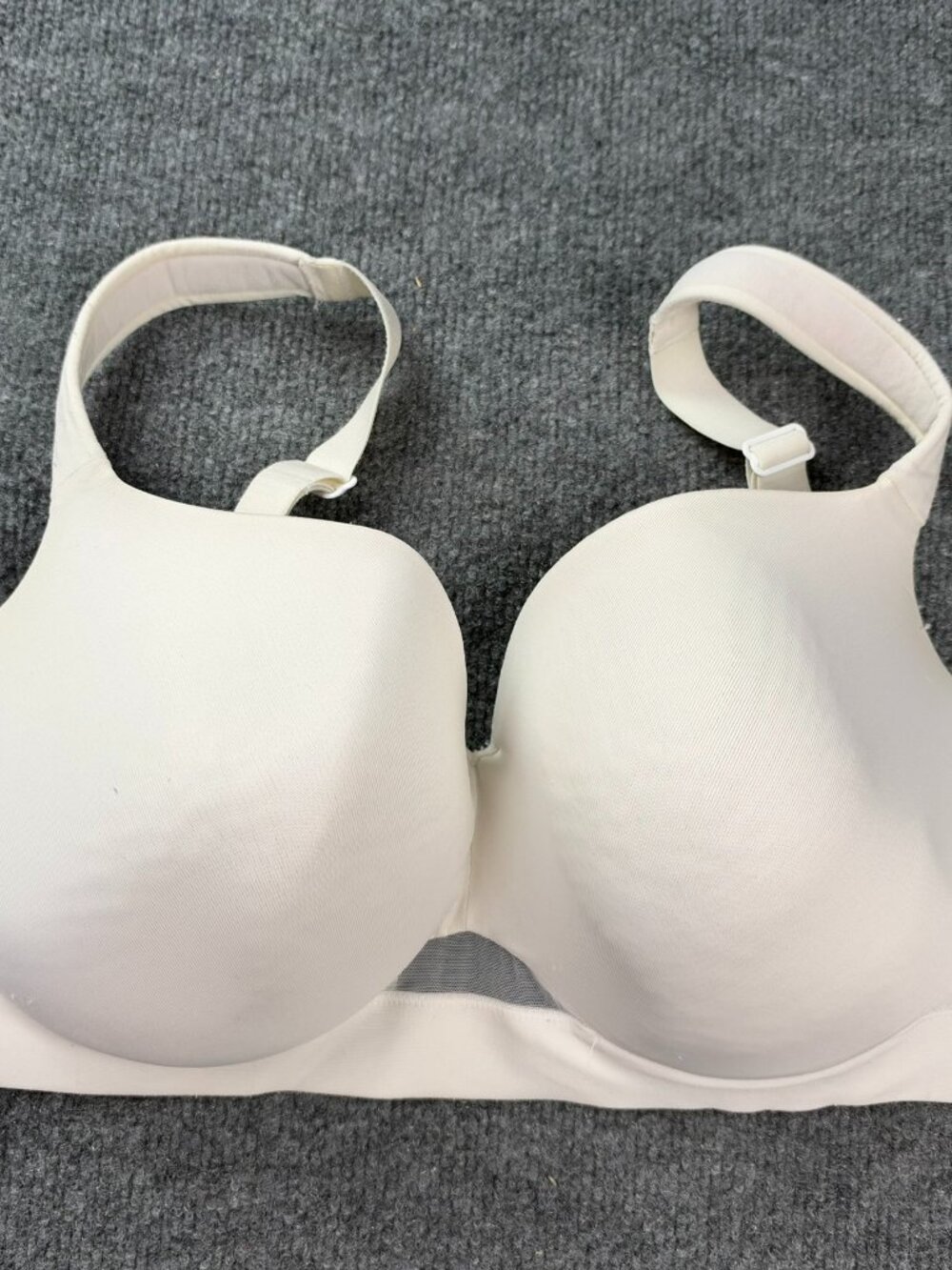 Cacique Lightly Lined Balconette Bra 36F Ivory Off White Underwire STAIN As Is